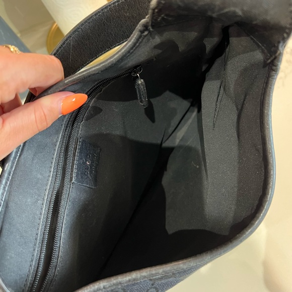 Authentic Gucci Jackie O Medium Shoulder Bag - Picture 9 of 12